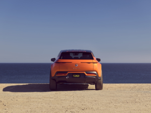 3-fisker-ocean-rear_p5zmfi