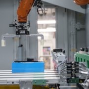 BMW eröffnet zwei neue Standorte