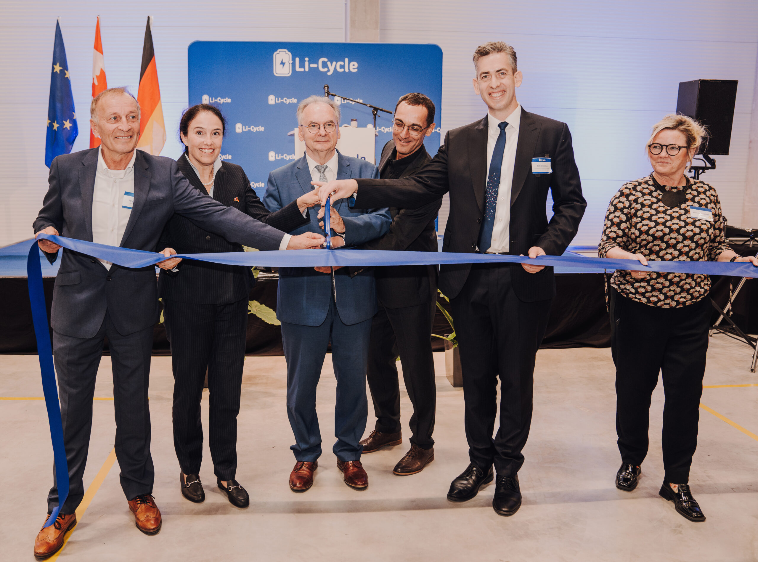 Li-Cycle opens first German recycling plant