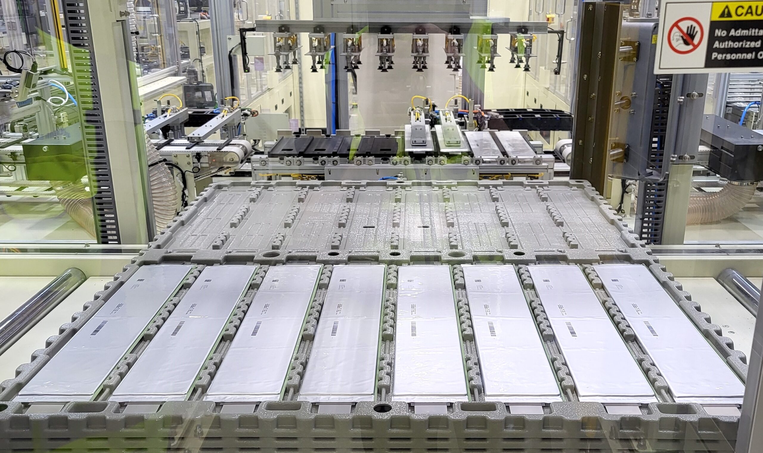 Ultium Cells liefert erste Batteriezellen an GM in Tennessee