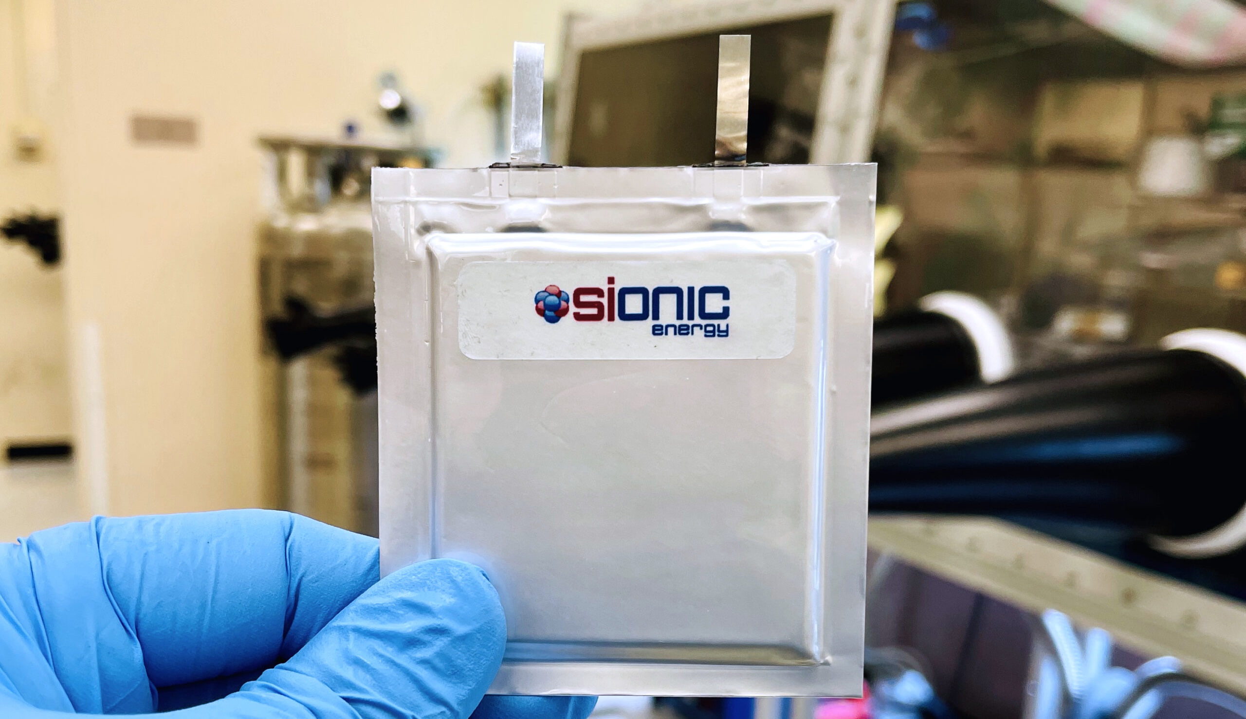 Sionic Energy präsentiert Batterie mit reiner Silizium-Anode