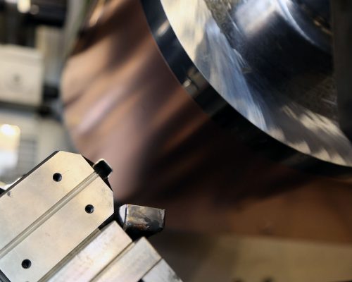 Steht Farasisʼ deutsche Fabrik auf der Kippe?