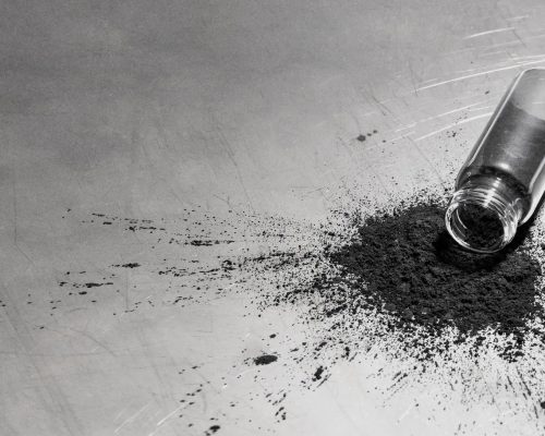 C4V bezieht synthetischen Graphit von Vianode