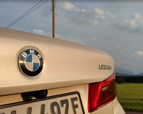 BMW stellt Parsdorf Batterieforschungswerk offiziell vor