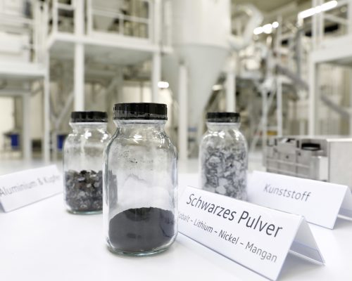 Rennen ums Material: VW sucht Partner