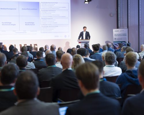 TRAWEBA Kongress 13.05.2025 Mediencampus Villa Ida Leipzig; Transformations -HUB Wertschöpfungskette Batterie; Aussteller; Podiumsdiskussion; Session Technologie; Transfer und Zukunft; Vorträge
©claudiamasur.com