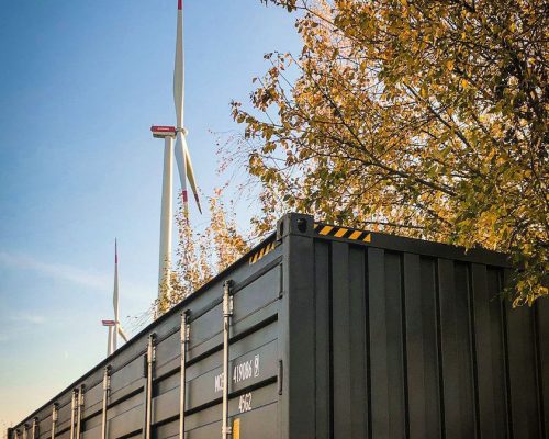 RWTH betreibt Speicher aus E-Mobil-Akkus