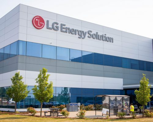Tesla will LFP-Zellen von LGES in den USA beziehen