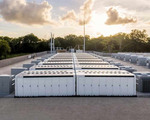 Tesla baut Energiespeicher-Megafabrik in Shanghai