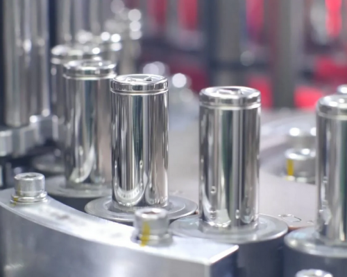 Panasonic-Gewinn steigt auch durch Tesla-Erfolg