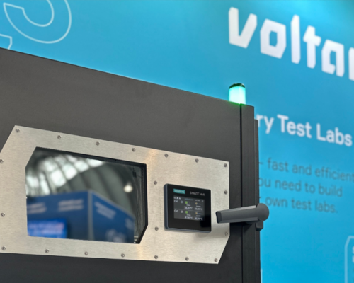 Voltavision stellt kompakten Prüfstand für Batteriezelltests vor