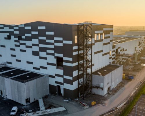 ACC explores new battery plant in North America