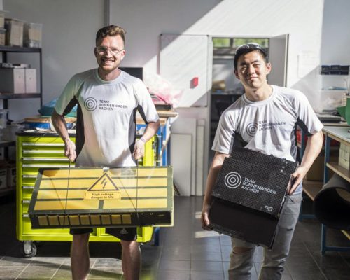 Sonnenwagen – Die australische Sonne lädt die Batterie