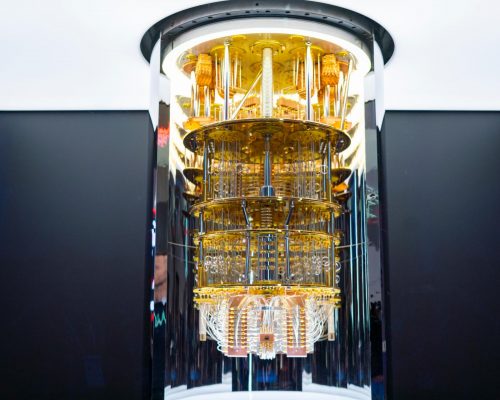 DLR und Fraunhofer nutzen Quantencomputer für Batterieentwicklung